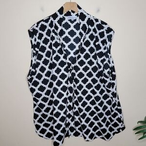 B. Boutique by Evergreen | Black White Gold Art Deco Print Sleeveless Blouse